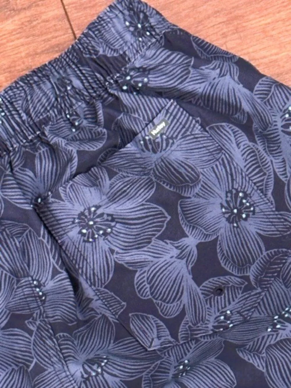 Poshmark Listing Title: Hurley Men's Navy Floral Swim Trunks - Size Medium